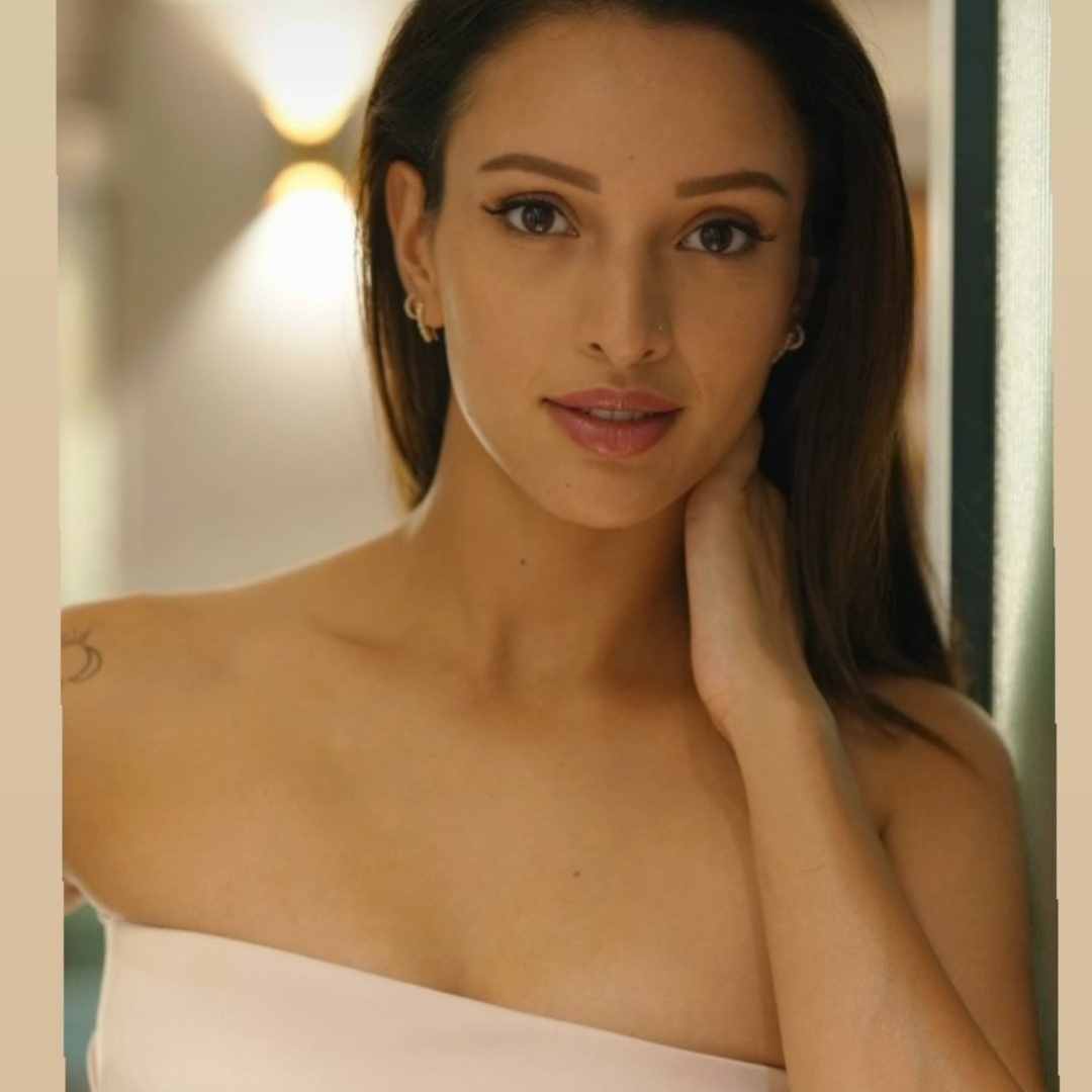 Bollywood Beauty Tripti Dimri Wows Fans With Stylish Instagram Snap